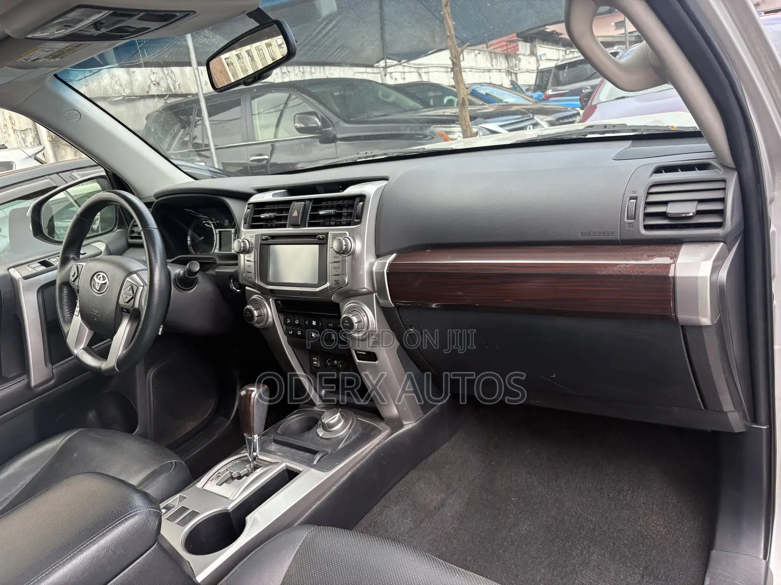 Toyota 4-Runner Limited 4dr SUV 4WD (4.0L 6cyl 5A) 2015 Silver
