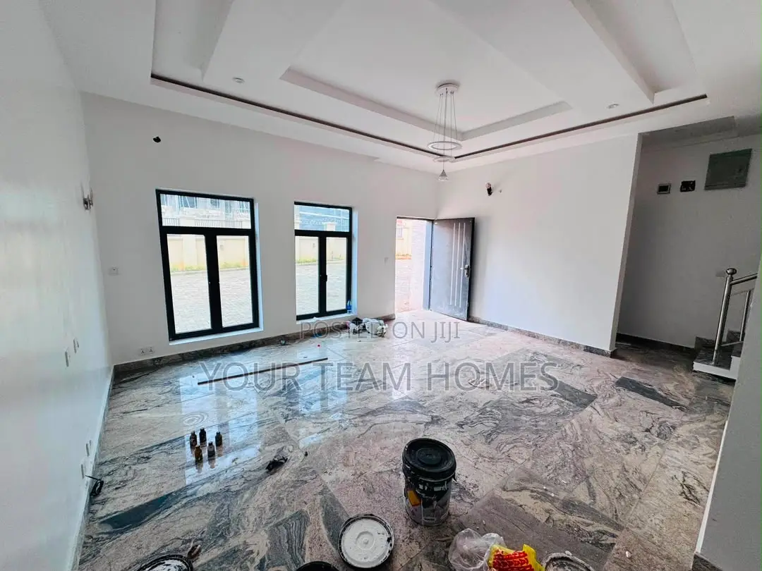 4bdrm Townhouse/Terrace in Katampe Extension for sale