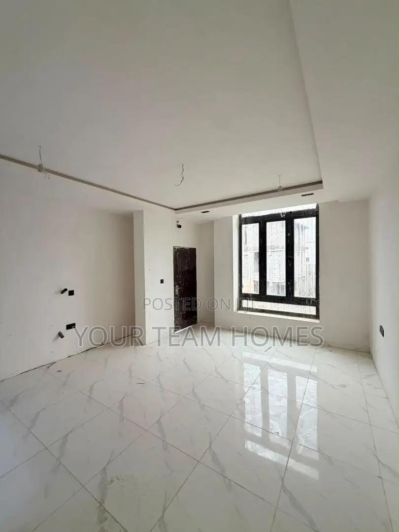 4bdrm Townhouse/Terrace in Wuye for sale