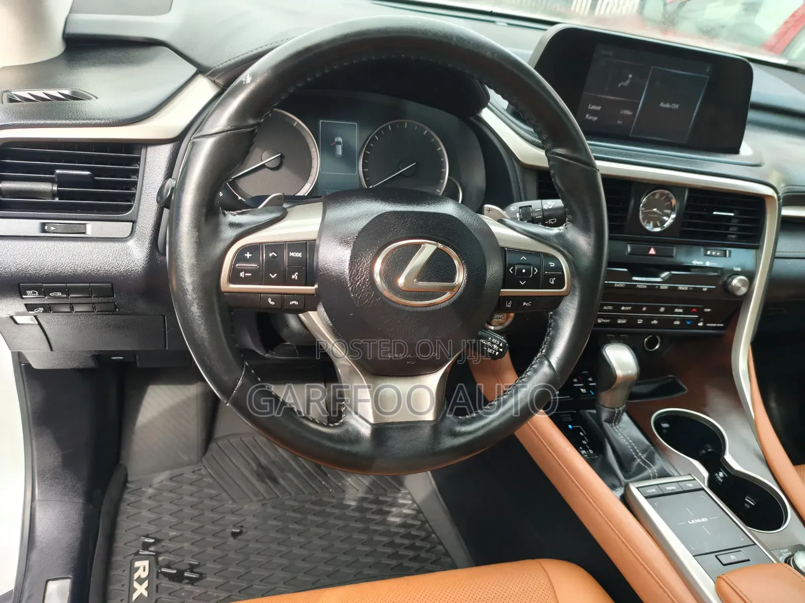 Lexus RX 2021 Off white