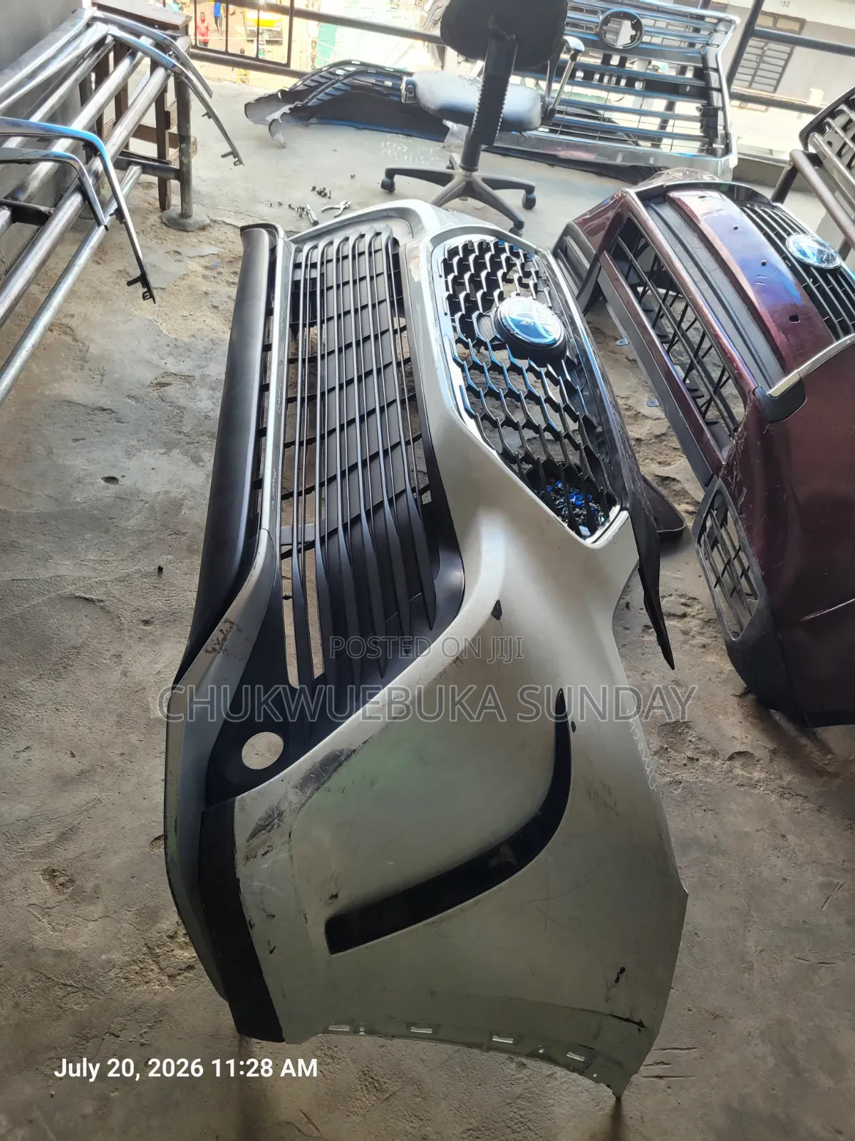Complete Front Bumper Toyota Highlander 2022 Mode
