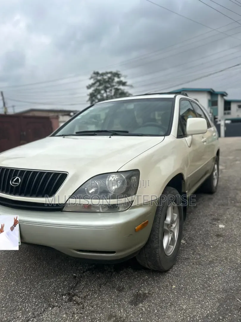Lexus RX 2001 White