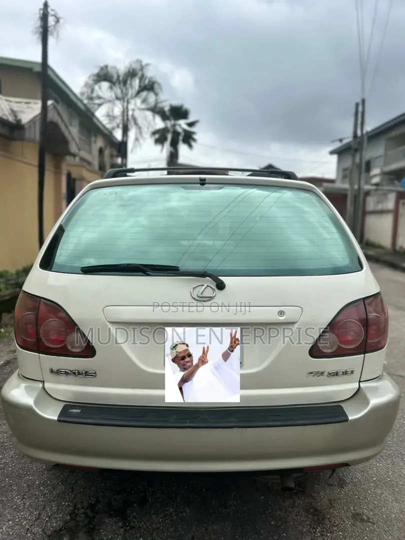 Lexus RX 2001 White
