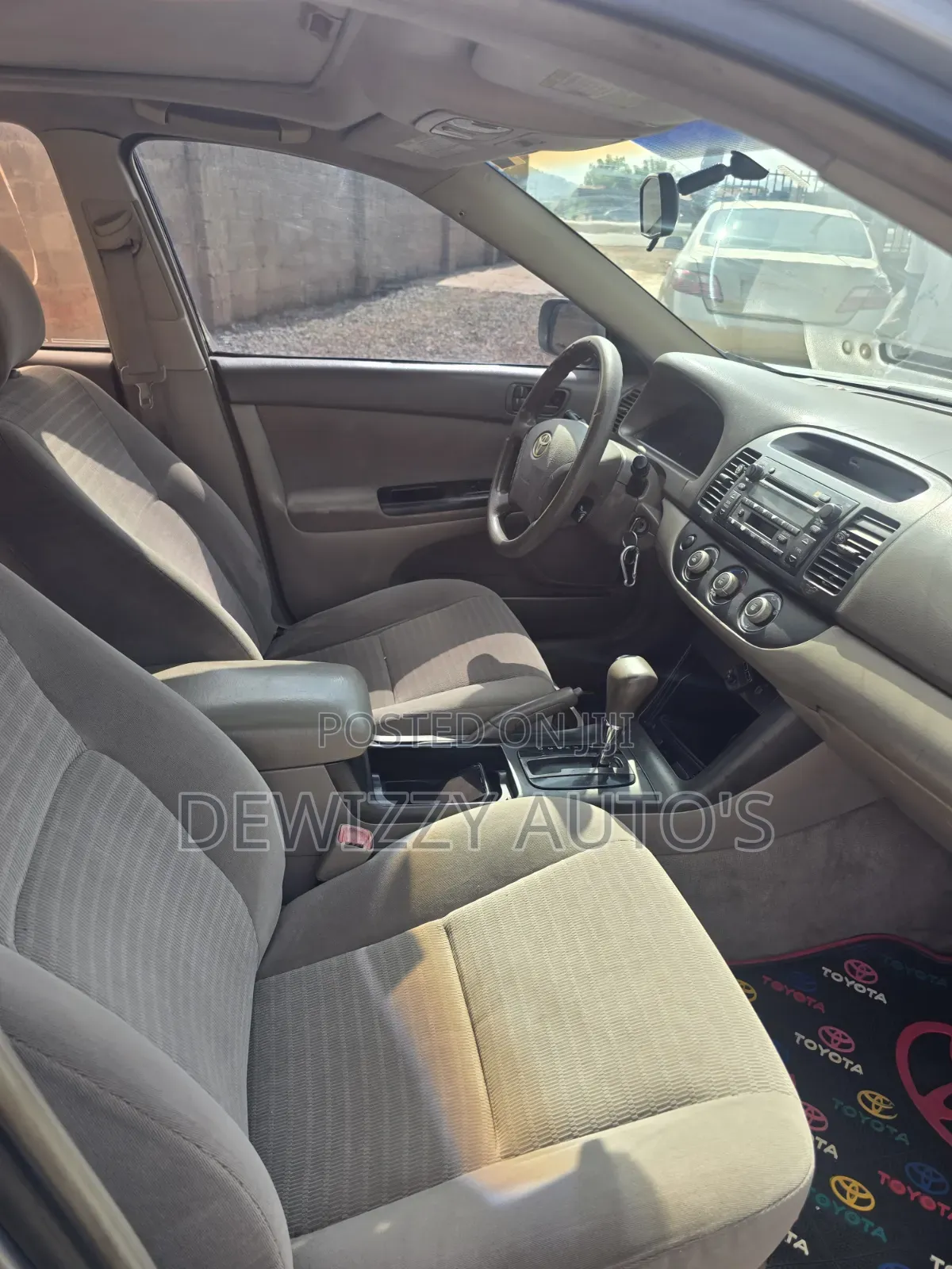 Toyota Camry LE 4dr Sedan (2.4L 4cyl 5A) 2006 Gray
