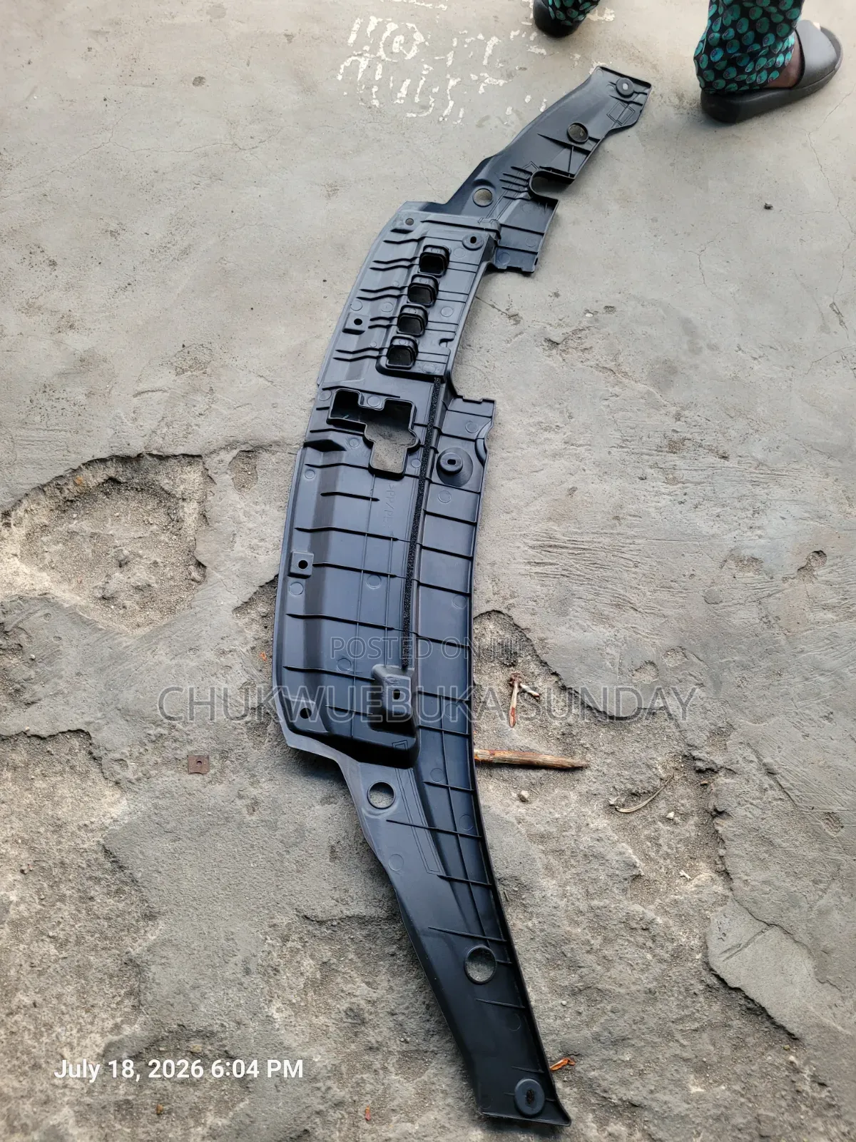Catcher Plastic Cover Es 350 2018 Model