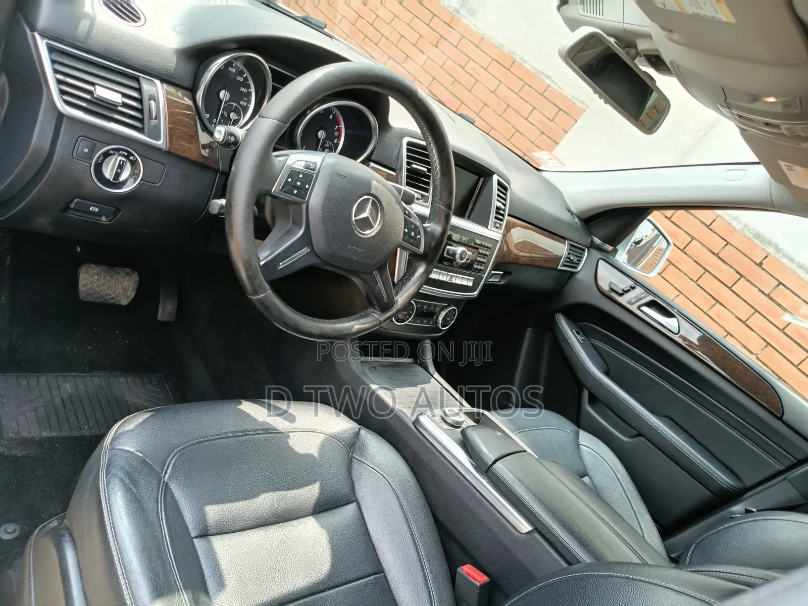 Mercedes-Benz M Class ML350 4MATIC 4dr SUV AWD (3.5L 6cyl 7A) 2014