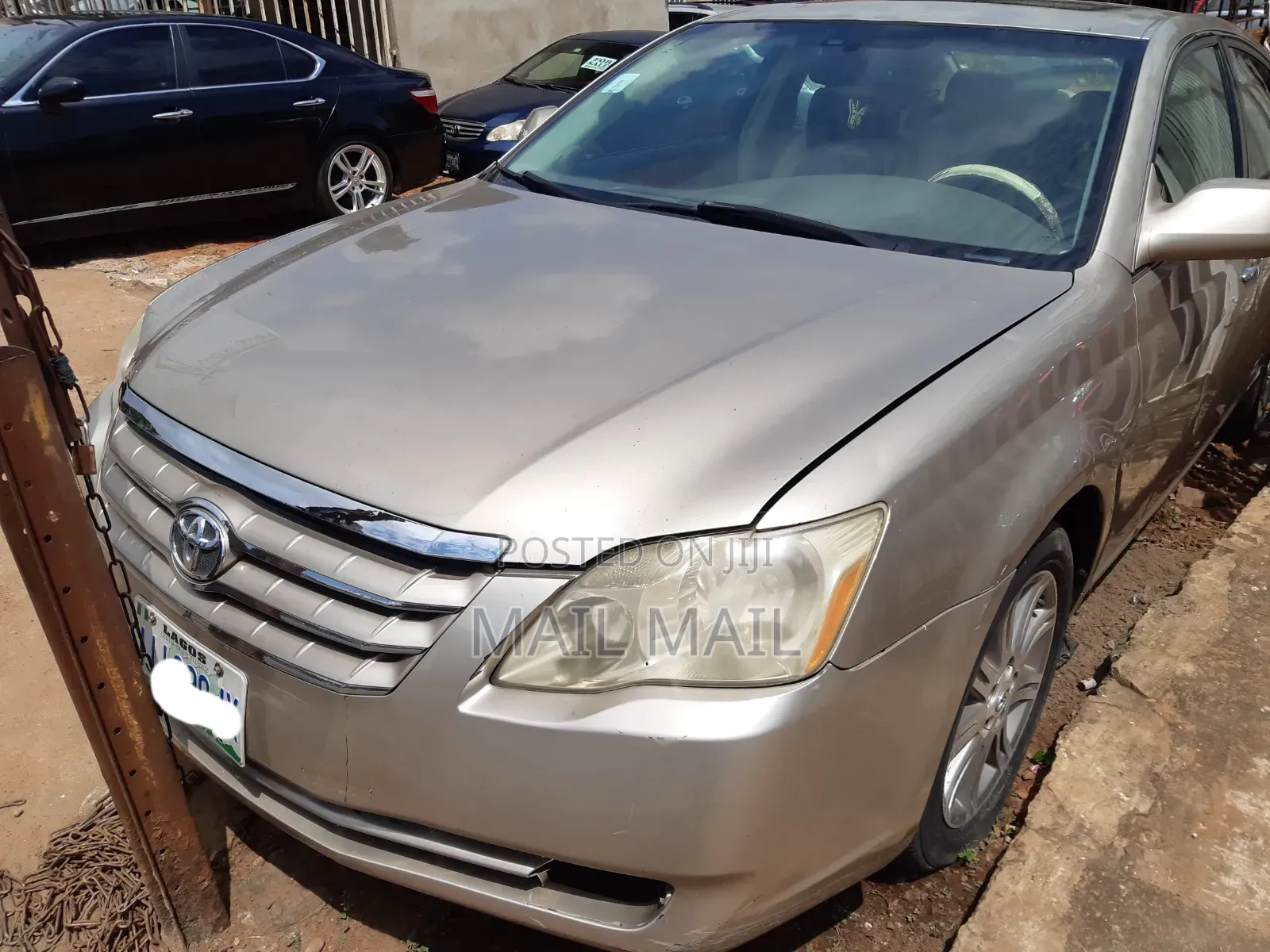 Toyota Avalon 2005 Gold