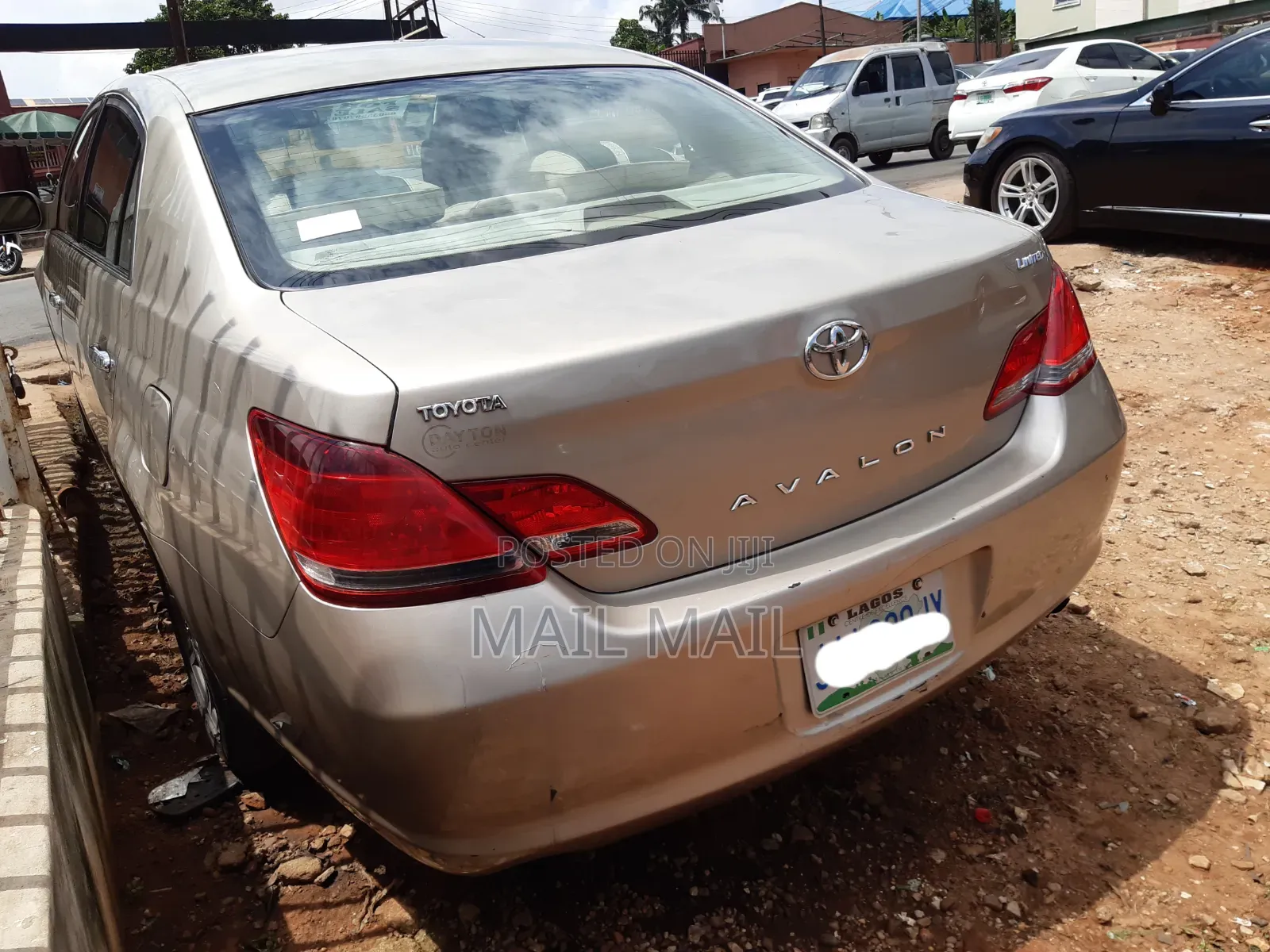 Toyota Avalon 2005 Gold