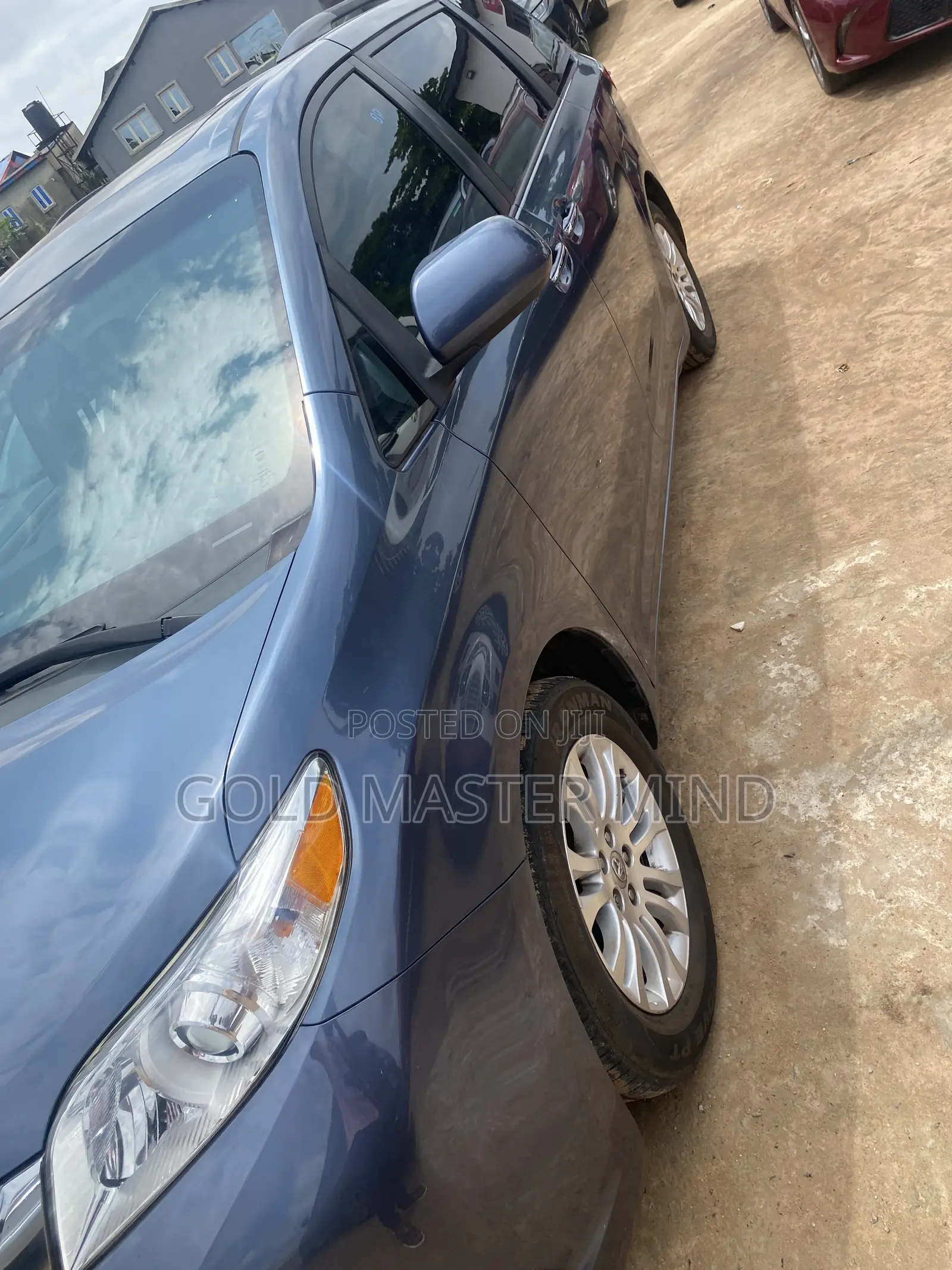 Toyota Sienna XLE 7 Passenger (3.5L 6cyl 6A) 2016 Blue