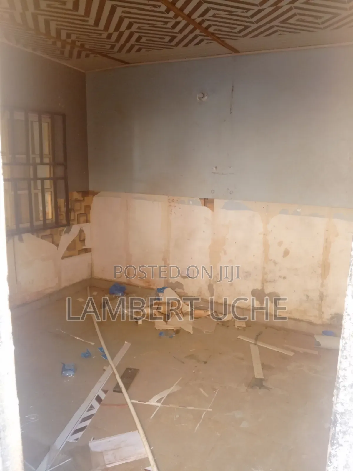 8bdrm Block of Flats in Dutse-Alhaji for sale