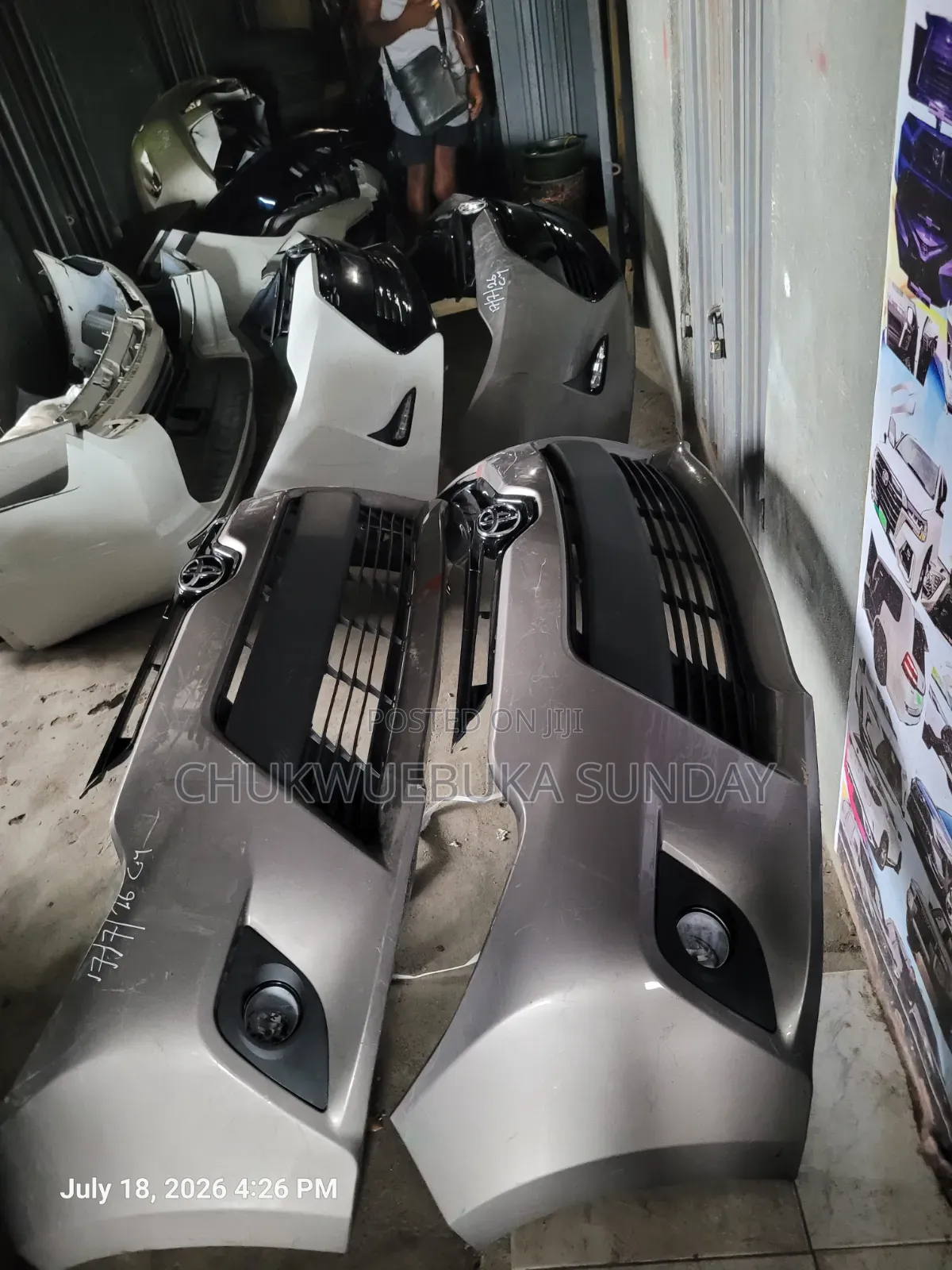 Complete Front Bumper Toyota Corolla 2015 Le