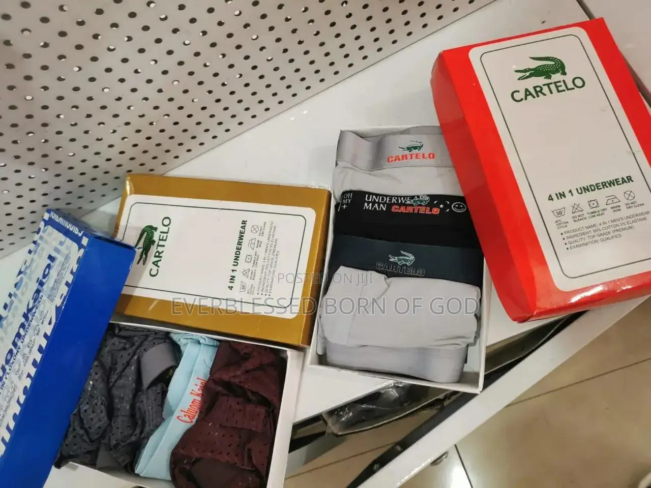 Premium CARTELO 4-in-1 Men's Underwear Box Set_ultra- Comfortable
