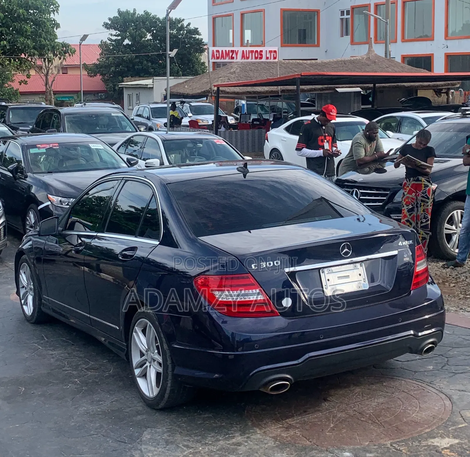 Mercedes-Benz C300 2013 Blue