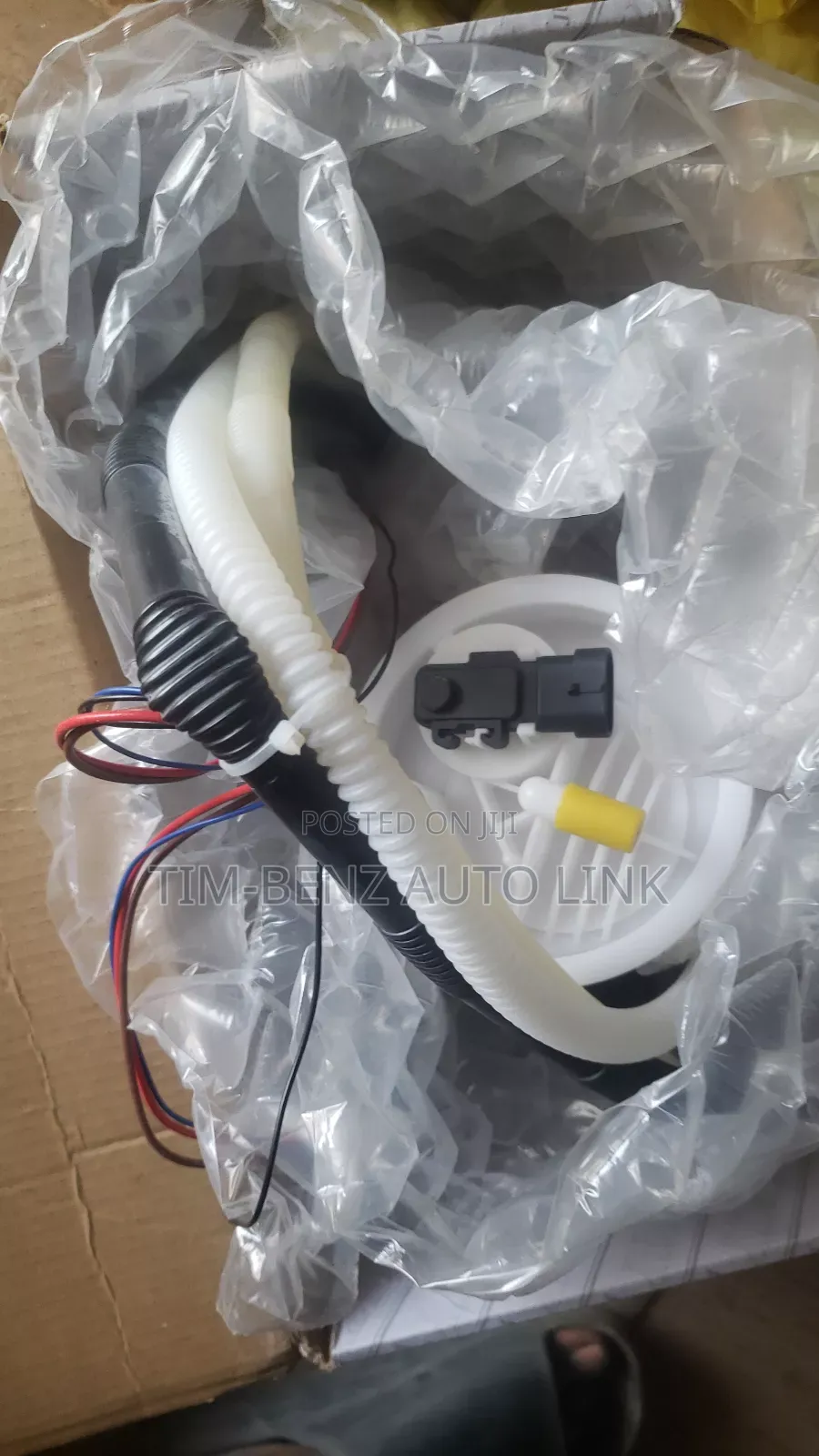Fuel Filter E320/350 08 W211 With Sensor America.