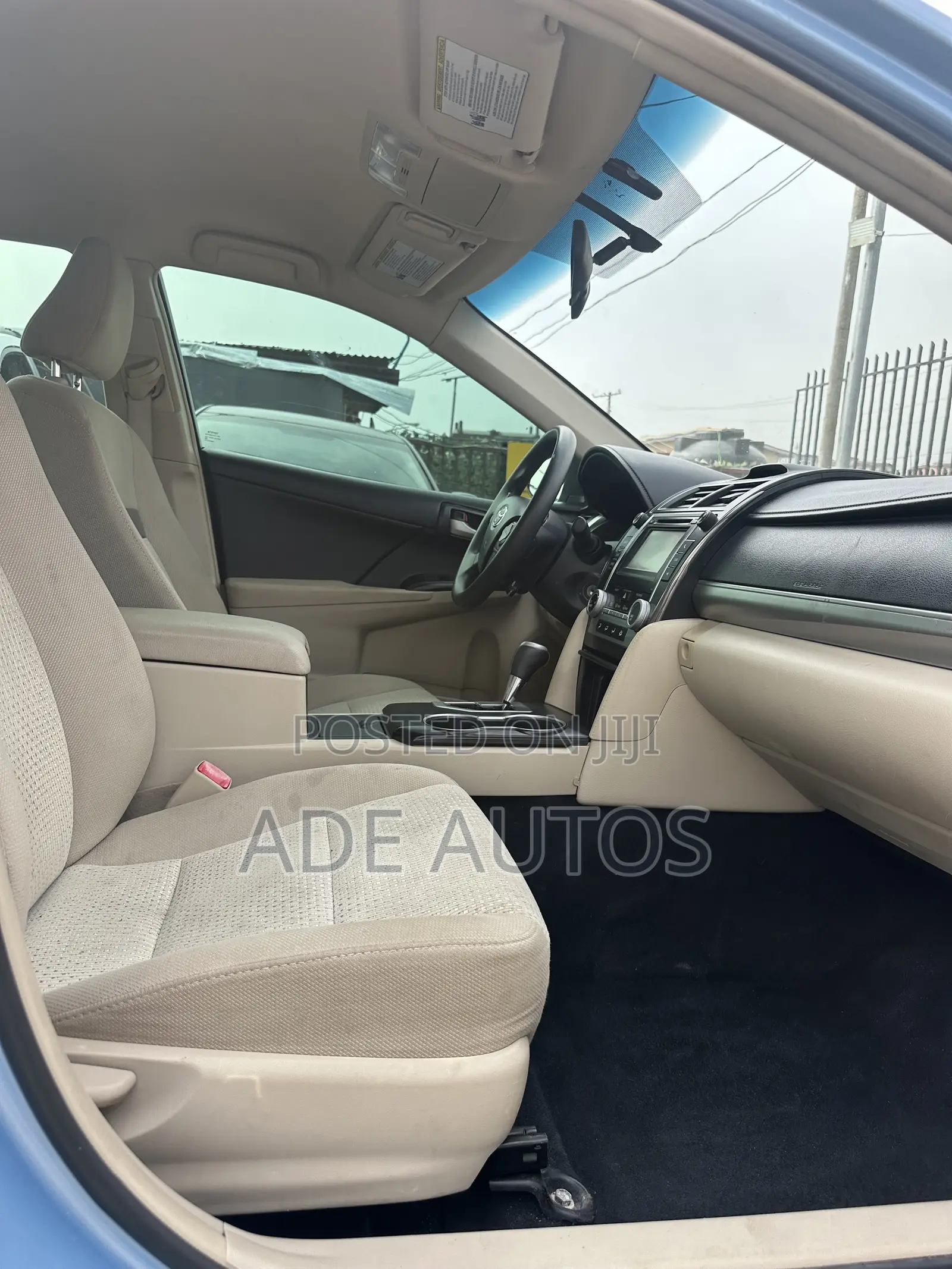 Toyota Camry LE 4dr Sedan (2.5L 4cyl 6A) 2013 Blue
