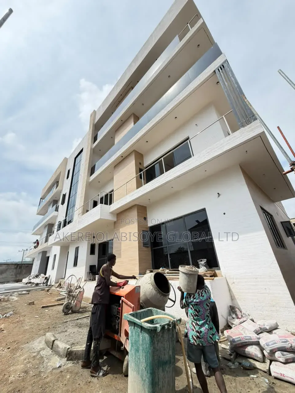 3bdrm Apartment in Jahi Gilmore Abuja for sale