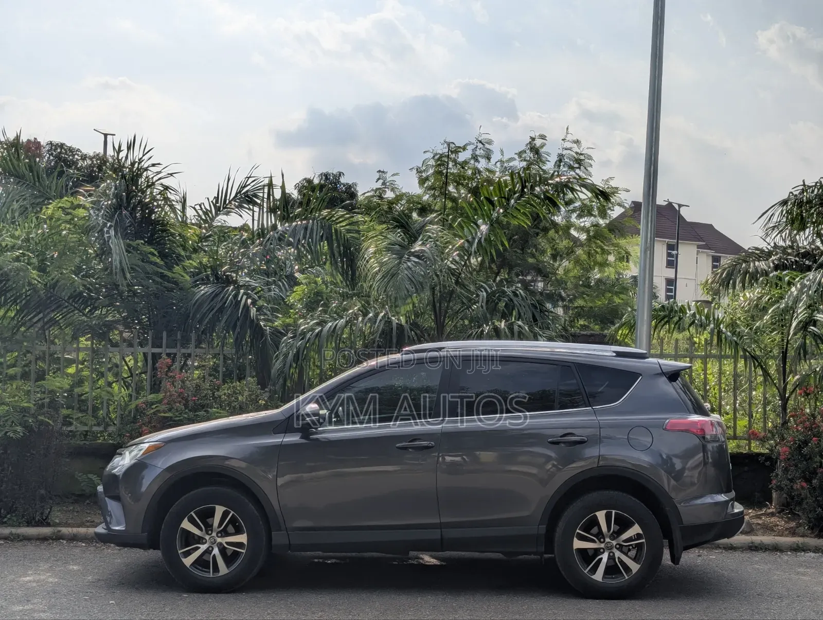 Toyota RAV4 2016 Gray
