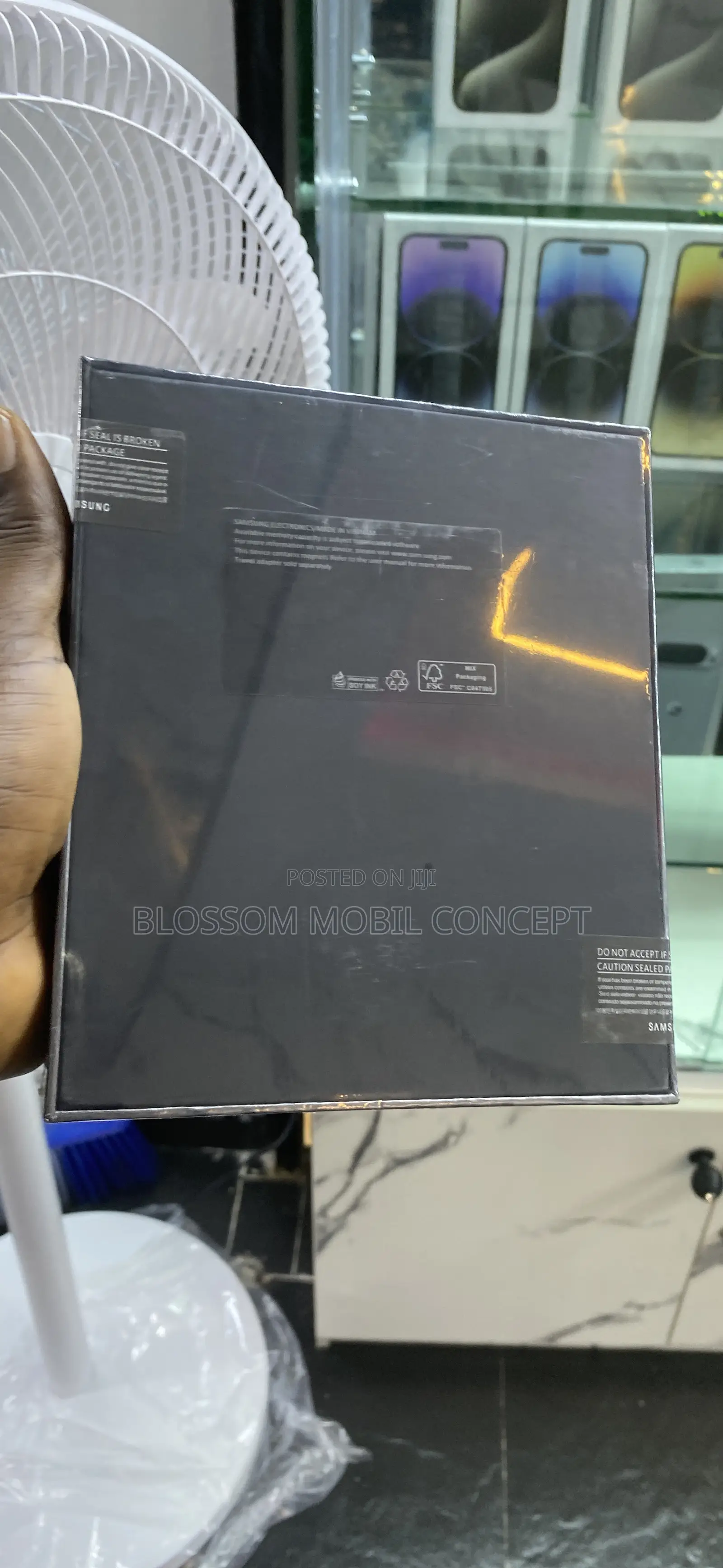 New Samsung Galaxy Z Fold4 256 GB Black