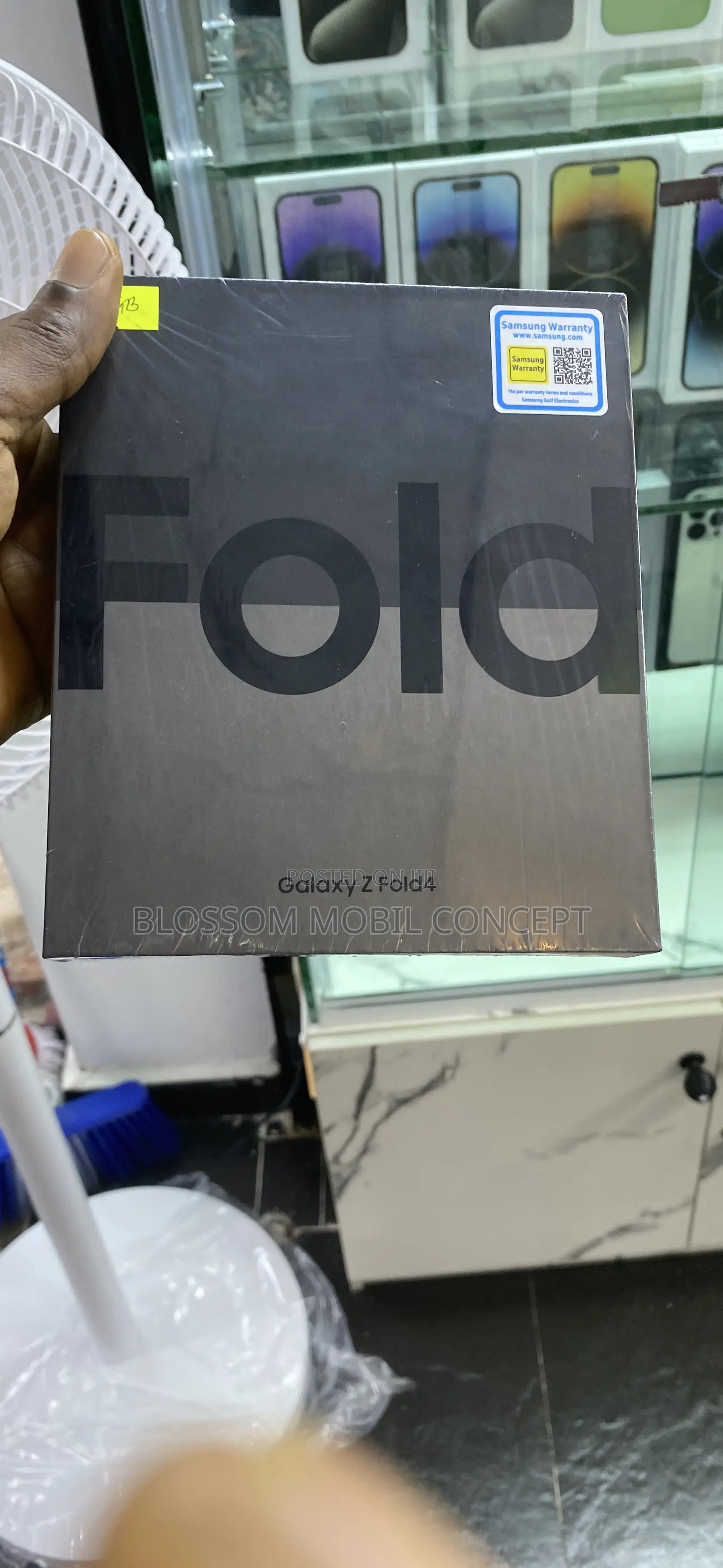 New Samsung Galaxy Z Fold4 256 GB Black