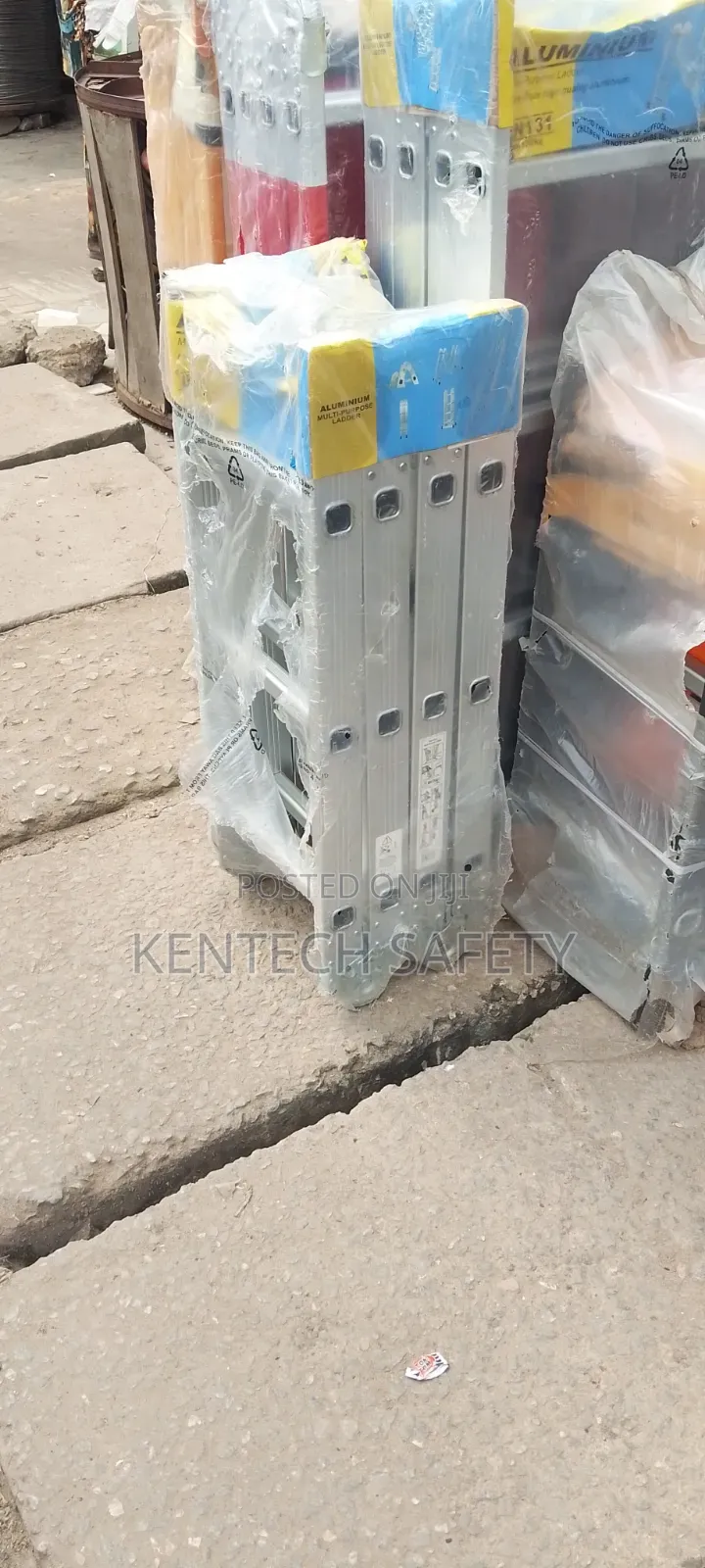 Multi Purpose Folding Ladders Aluminum 3x4 White Color