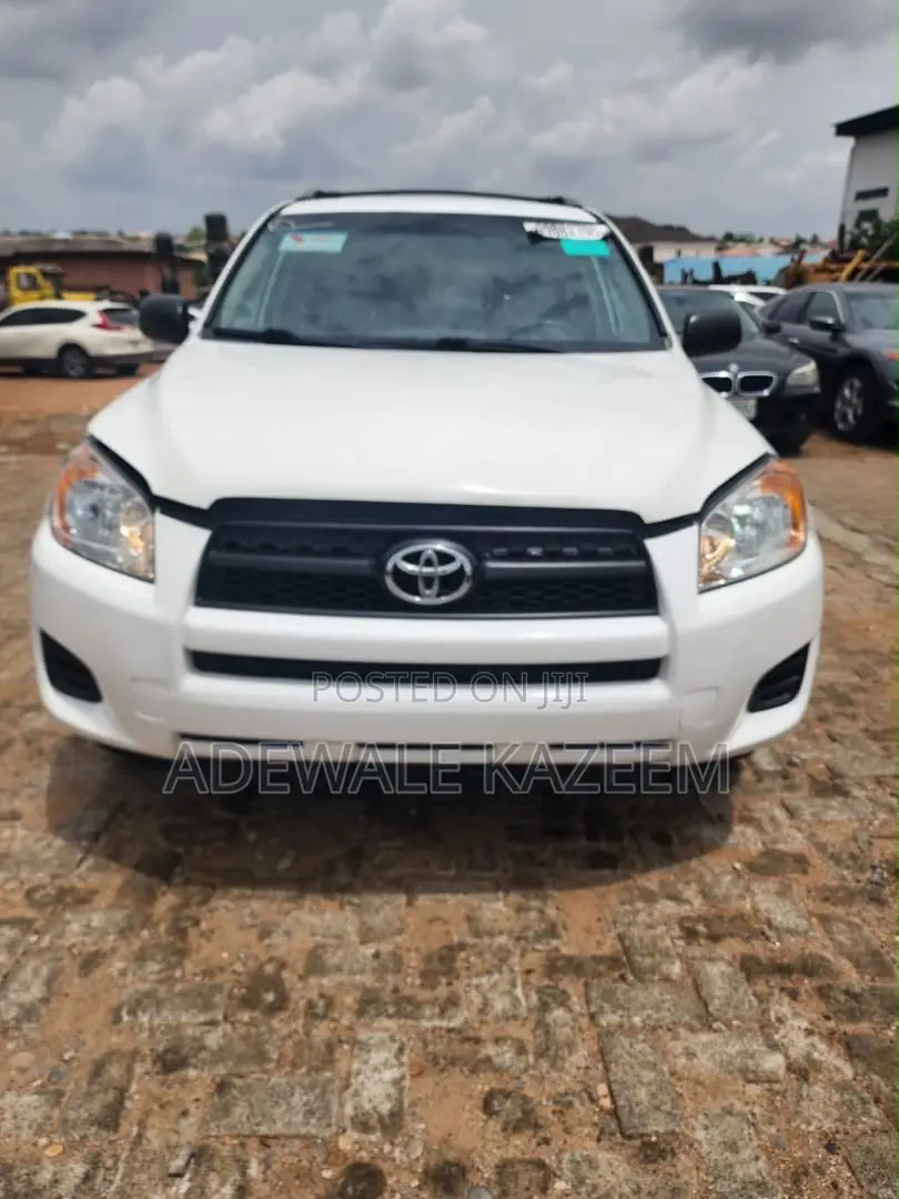 Toyota RAV4 2.5 4x4 2012 White