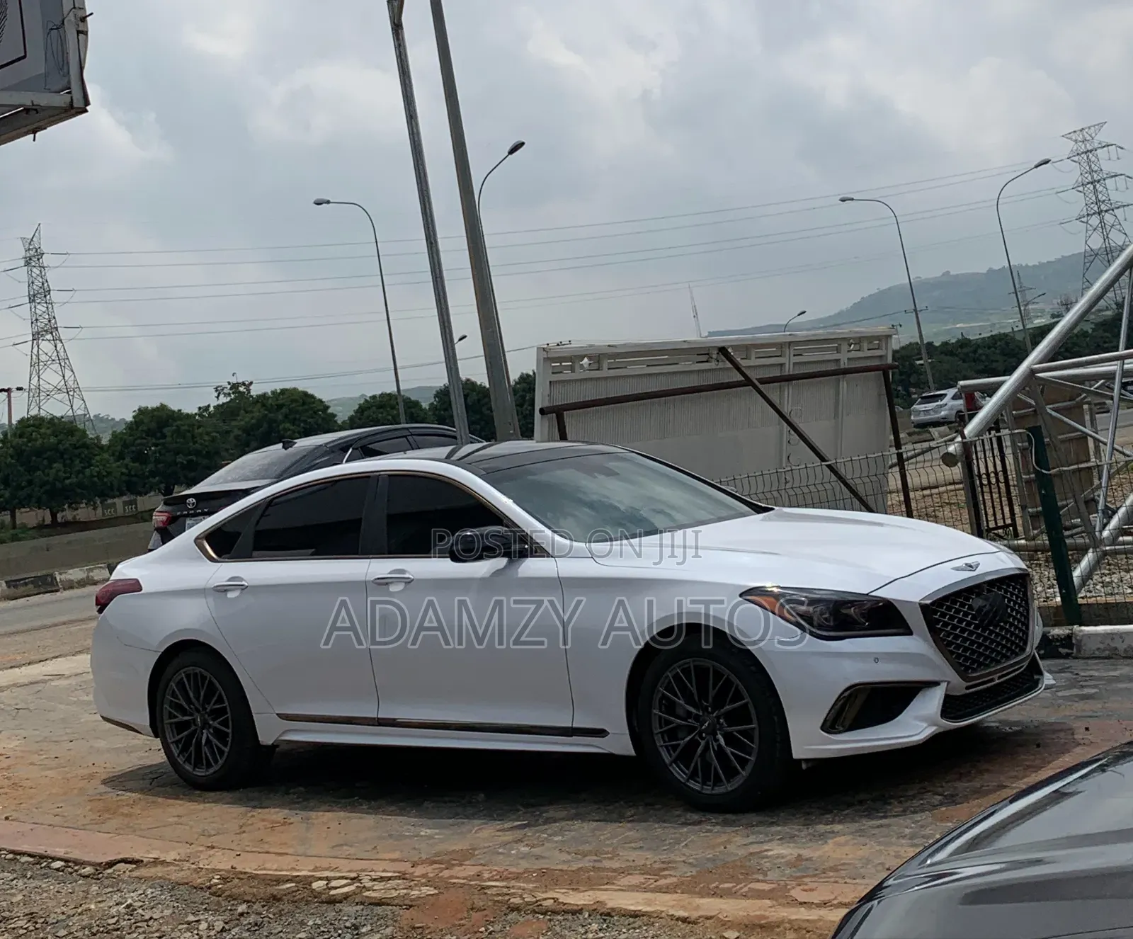 Hyundai Genesis 2016 White