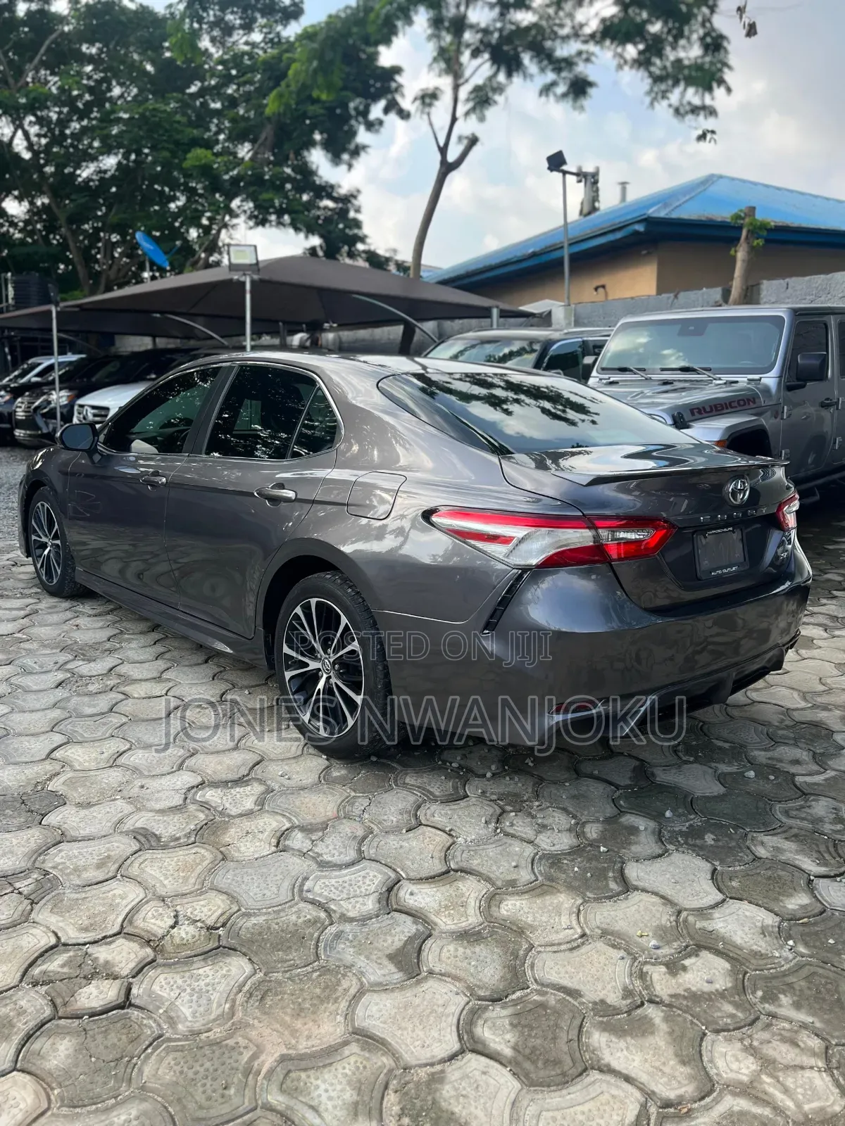 Toyota Camry 2018 Gray