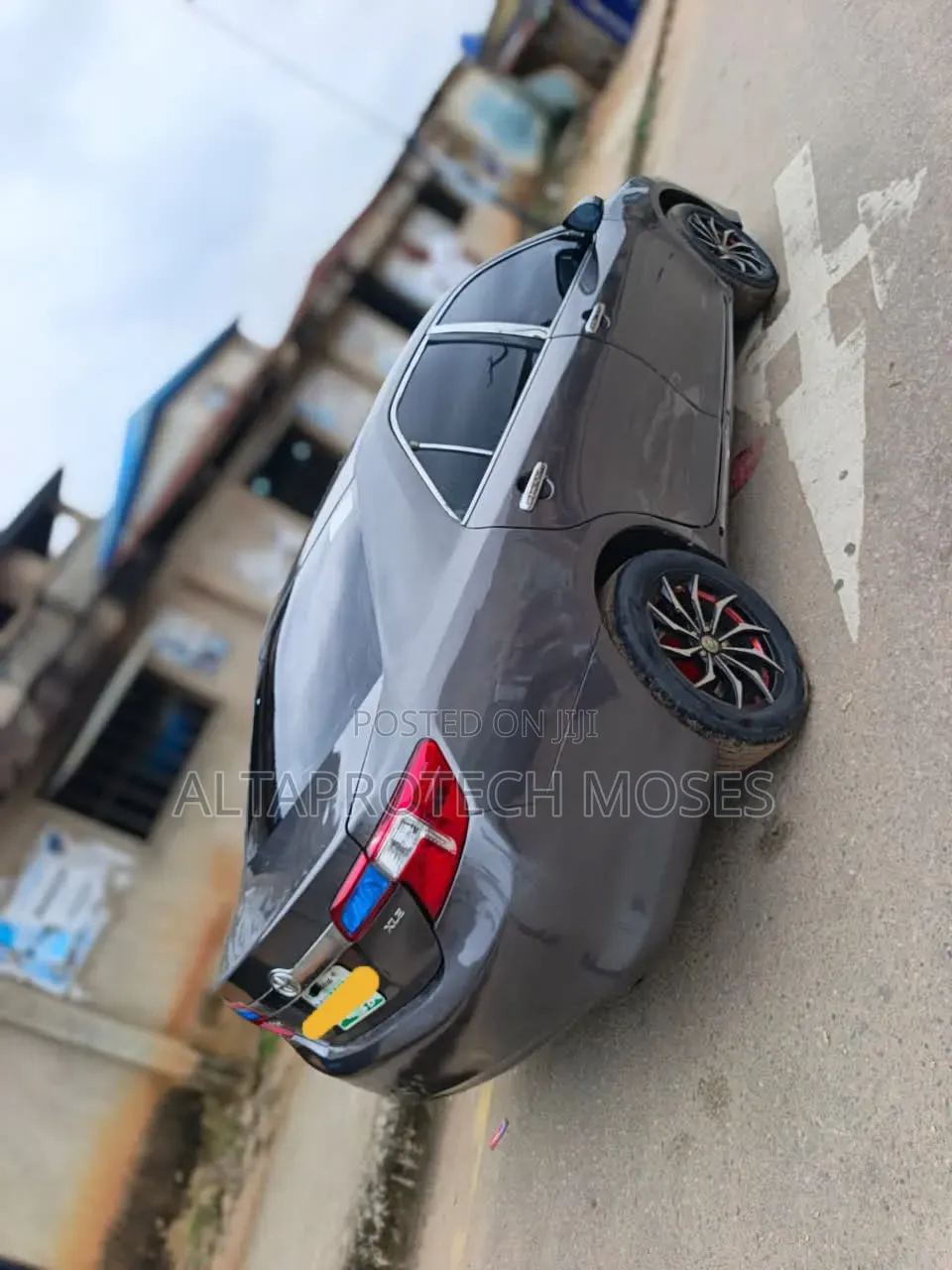 Toyota Camry XLE 4dr Sedan (2.5L 4cyl 6A) 2014 Gray