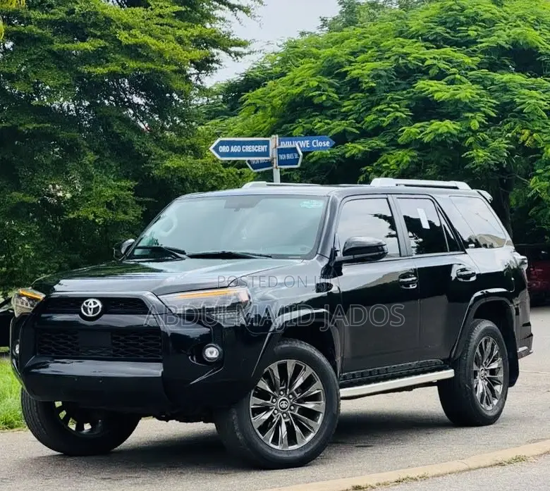 Toyota 4-Runner 2016 Black