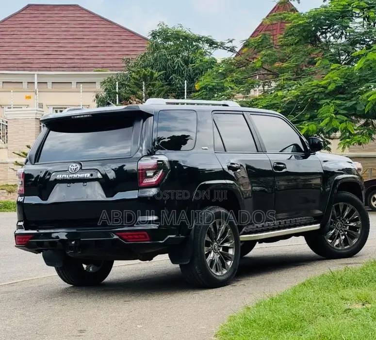 Toyota 4-Runner 2016 Black