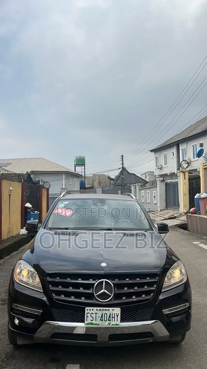 Mercedes-Benz M Class ML350 4MATIC 4dr SUV AWD (3.5L 6cyl 7A) 2014