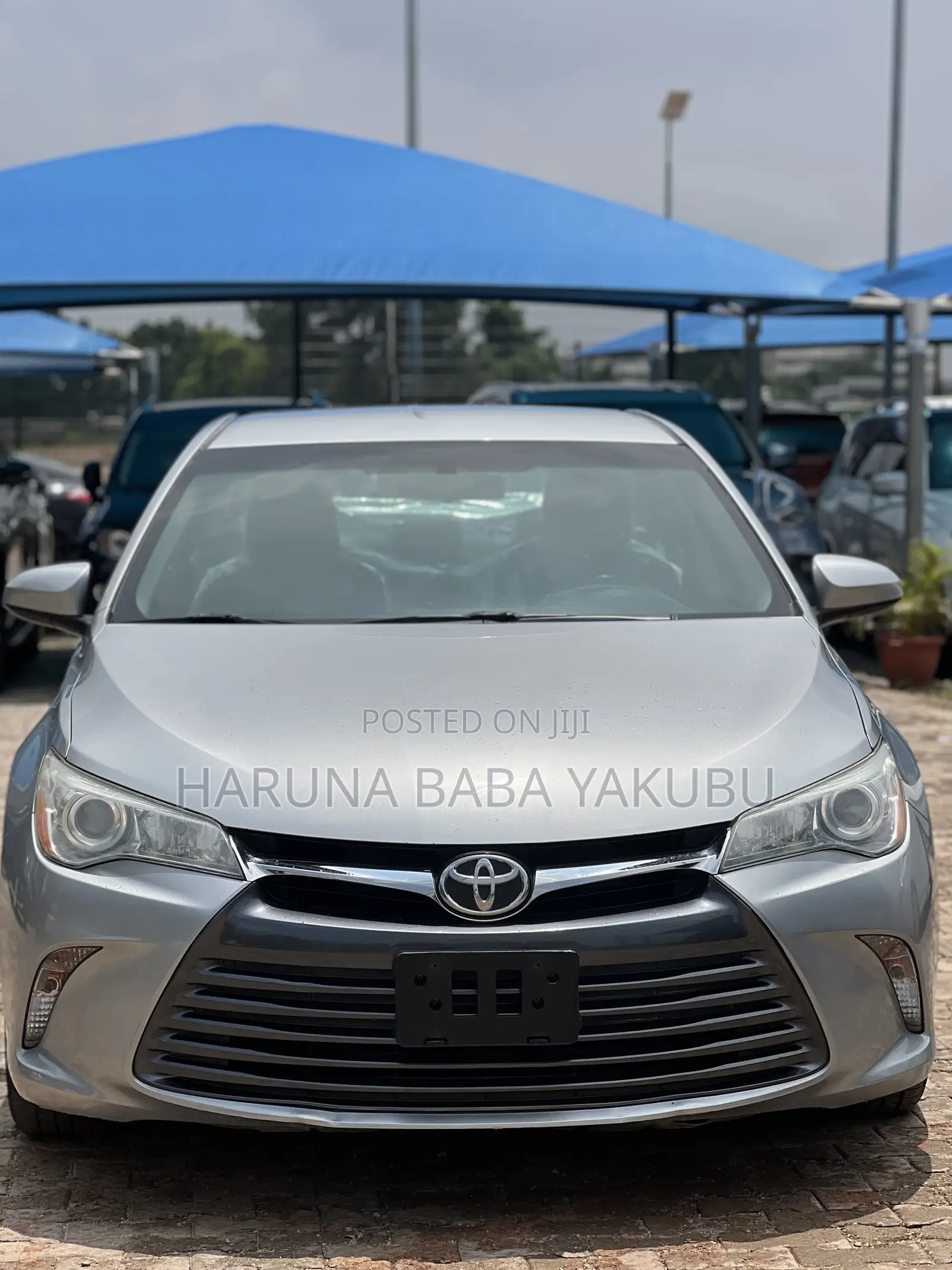 Toyota Camry LE 4dr Sedan (2.5L 4cyl 6A) 2015 Silver