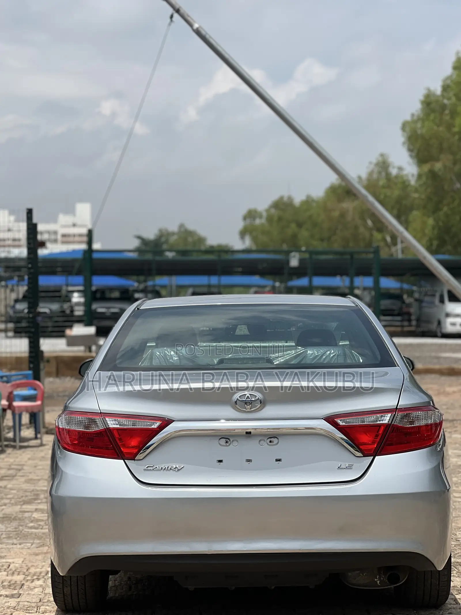 Toyota Camry LE 4dr Sedan (2.5L 4cyl 6A) 2015 Silver