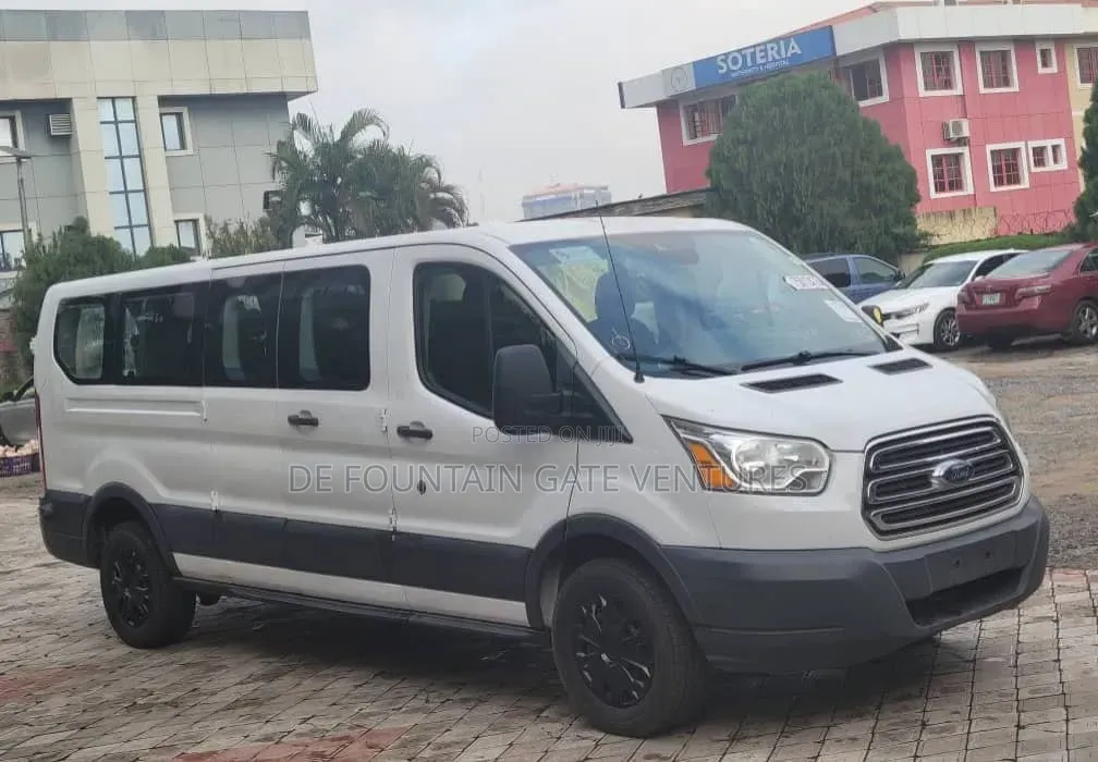 Ford Transit-350 2016 White