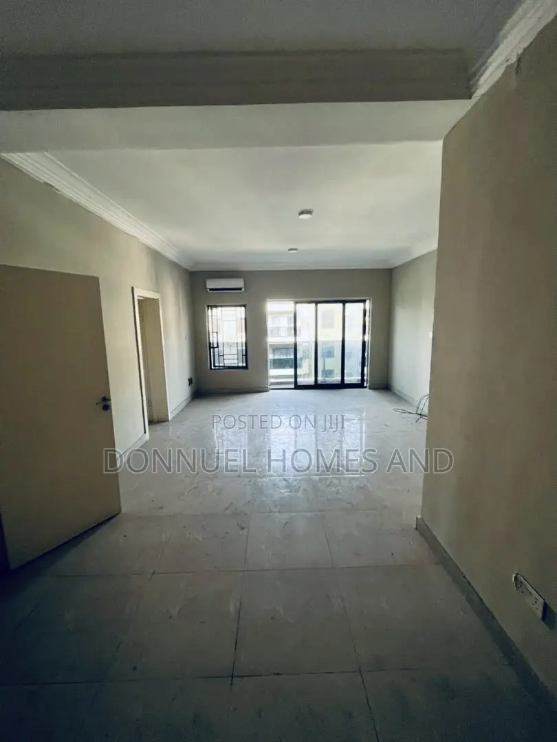 2bdrm Block of Flats in Ikota for rent