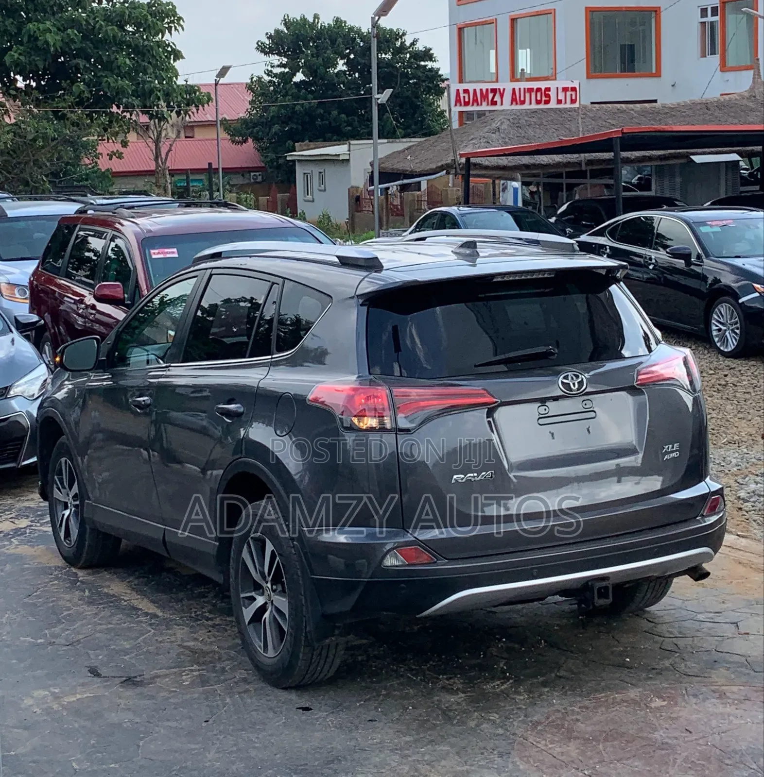 Toyota RAV4 2017 Gray