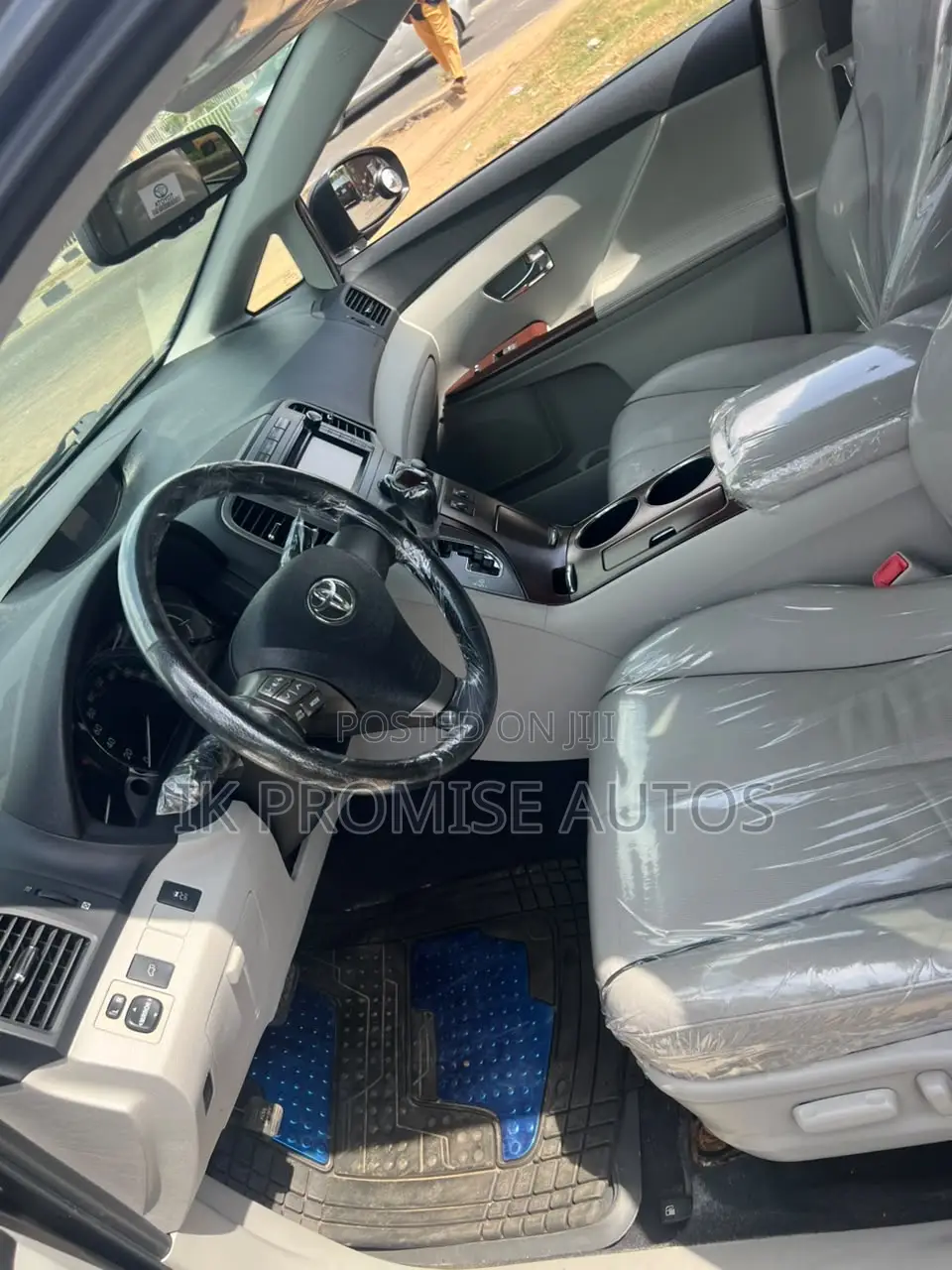 Toyota Venza 2010 Gray
