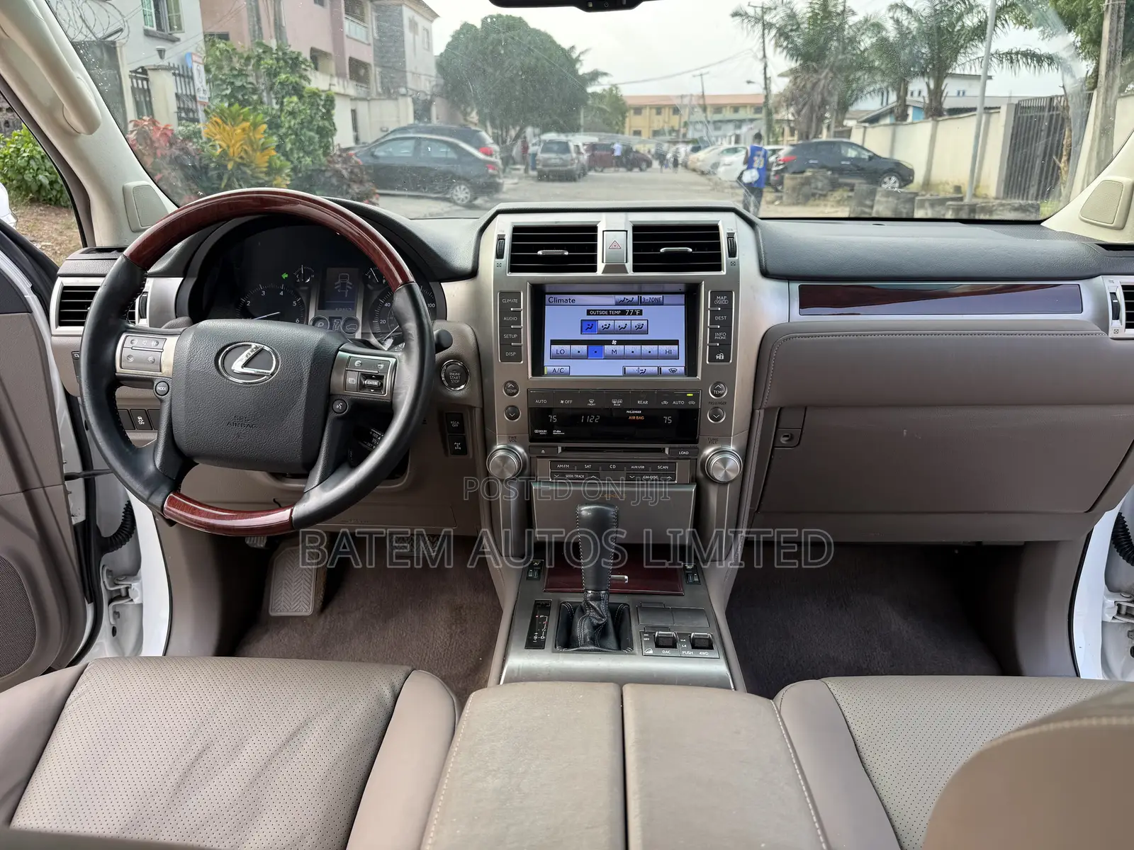 Lexus GX 460 Premium 2011 White