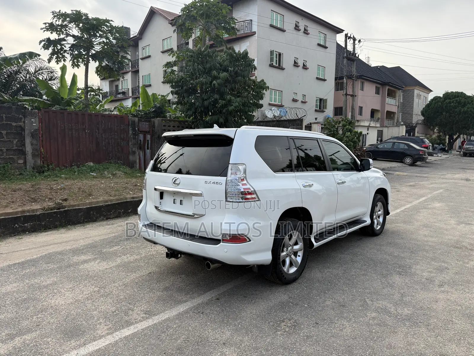 Lexus GX 460 Premium 2011 White