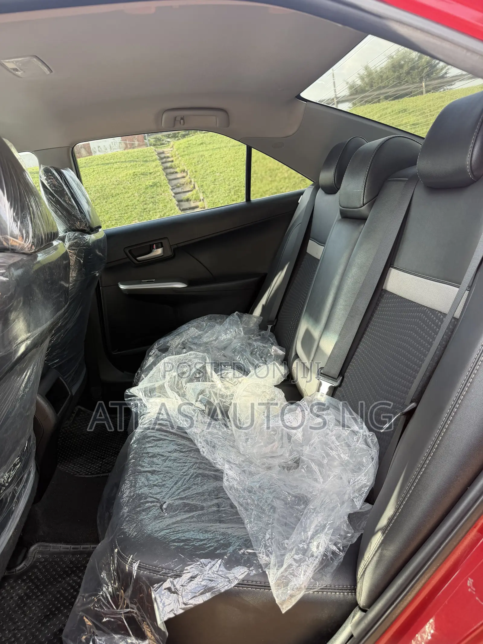 Toyota Camry SE 4dr Sedan (2.5L 4cyl 6A) 2015 Red