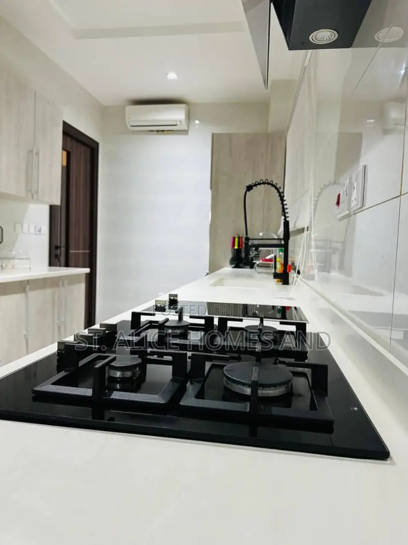 3 Bedroom Apartment With City View Balcony and Washing Machine