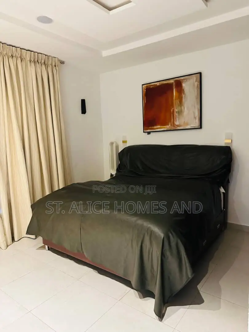 3 Bedroom Apartment With City View Balcony and Washing Machine