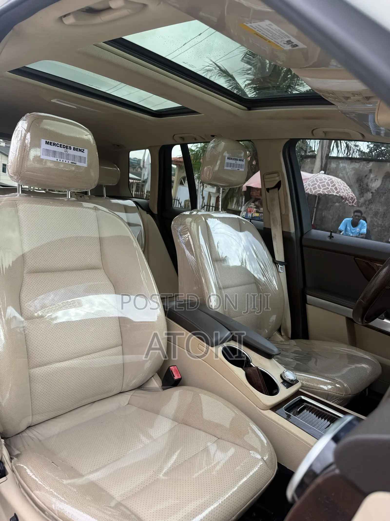 Mercedes-Benz GLK-Class Base GLK 350 4dr AWD 4MATIC (3.5L 6cyl 7A) 2015