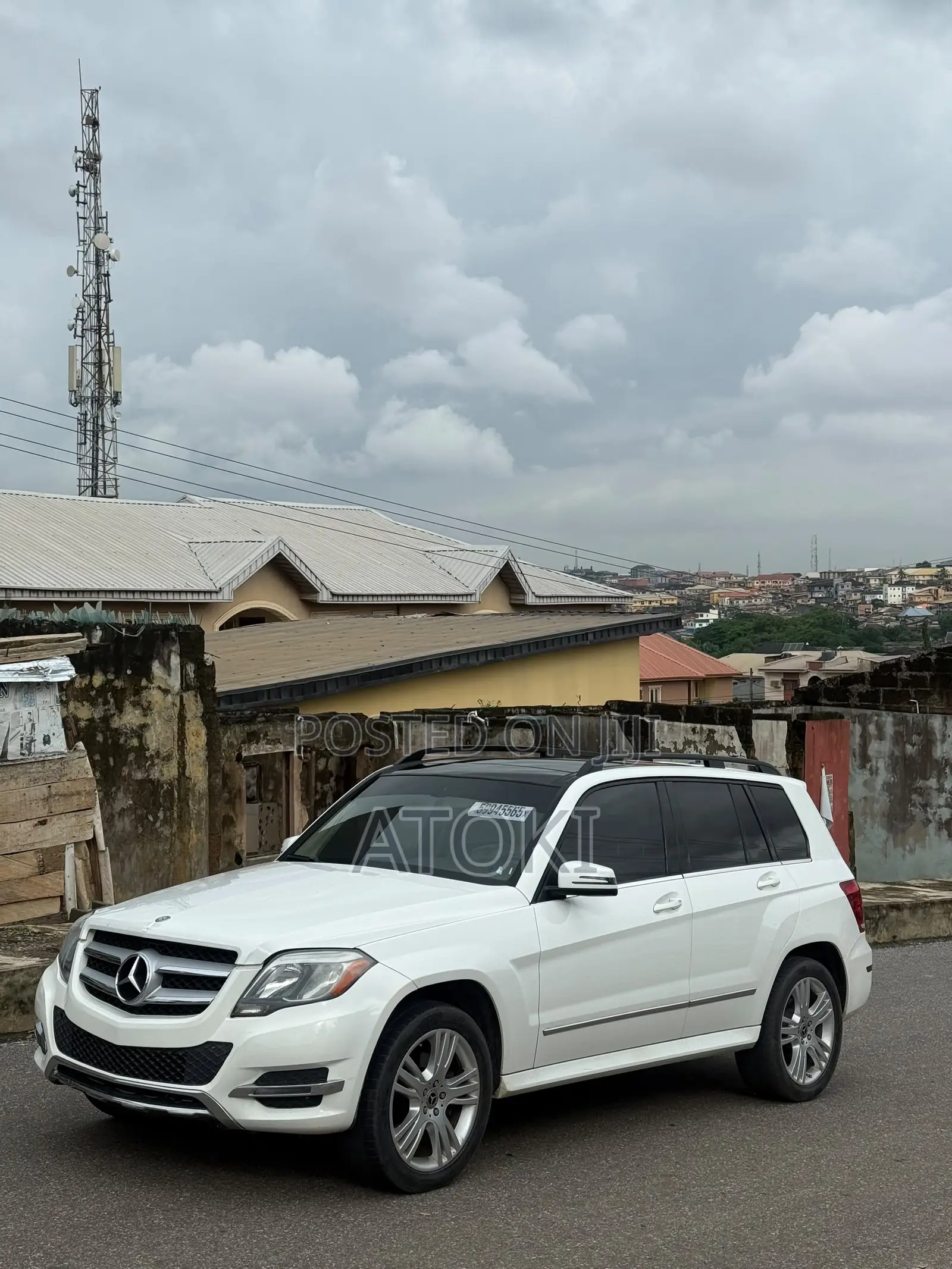 Mercedes-Benz GLK-Class Base GLK 350 4dr AWD 4MATIC (3.5L 6cyl 7A) 2015