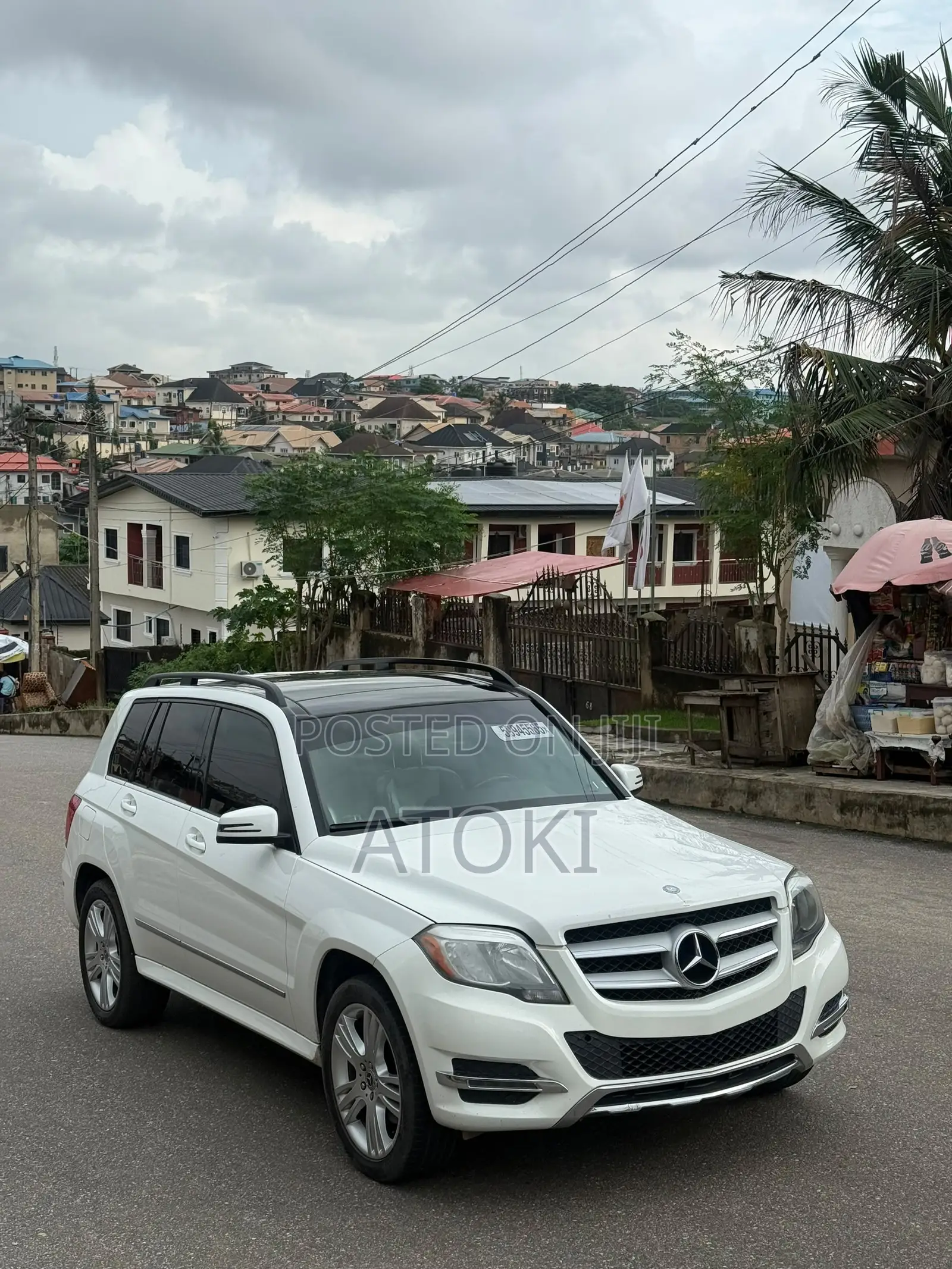 Mercedes-Benz GLK-Class Base GLK 350 4dr AWD 4MATIC (3.5L 6cyl 7A) 2015