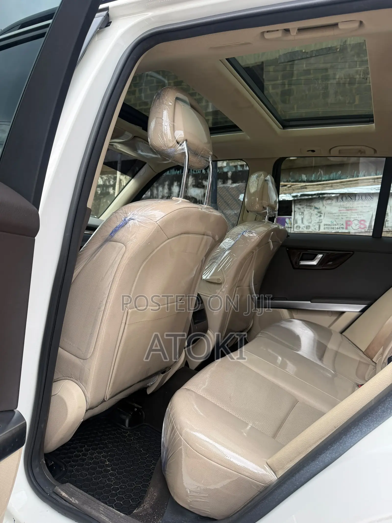 Mercedes-Benz GLK-Class Base GLK 350 4dr AWD 4MATIC (3.5L 6cyl 7A) 2015