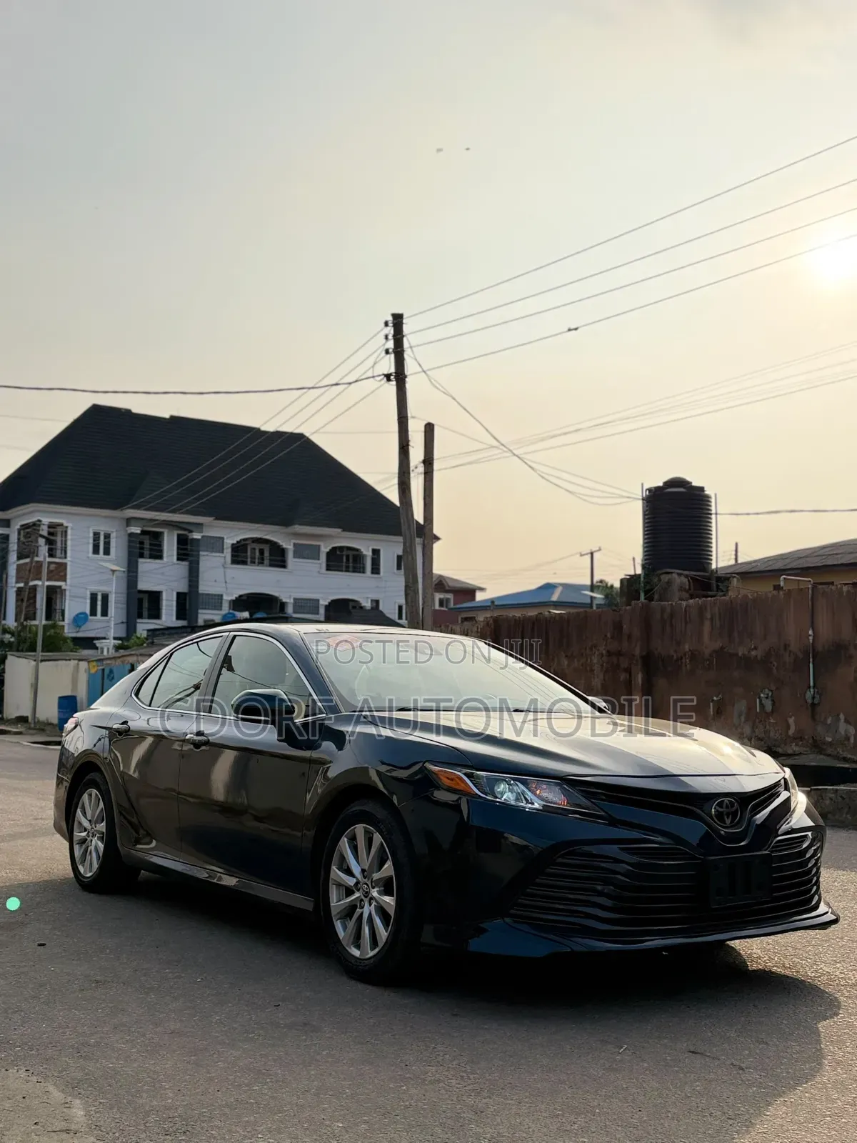 Toyota Camry 2018 Blue