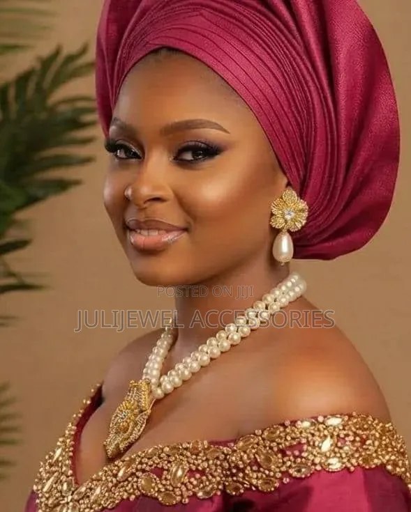 Luxury Bridal Pearl Costume Jewelry Set for Wedding and Traditional