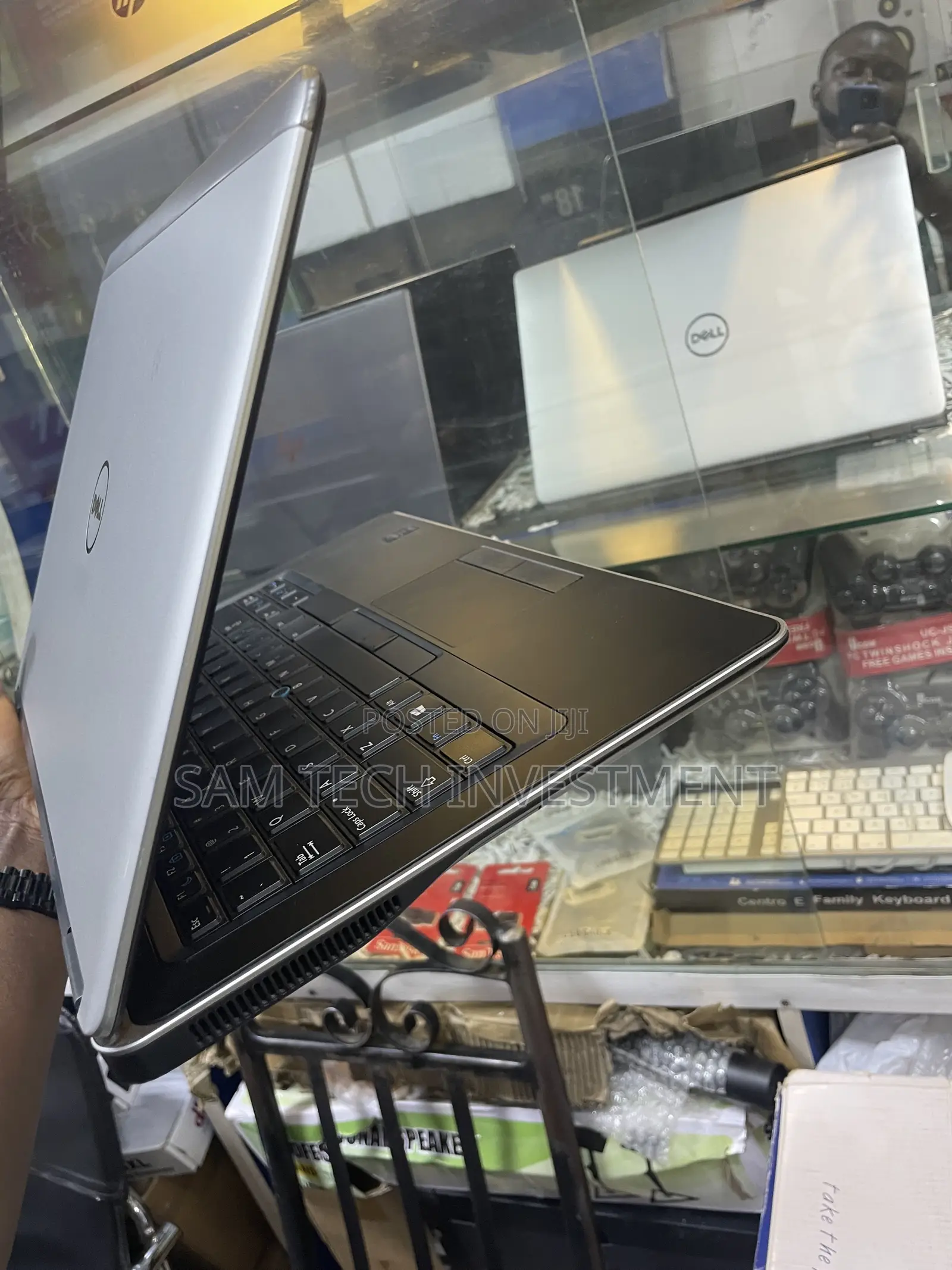 Laptop Dell Latitude 7440 8GB Intel Core i7 SSD 128GB