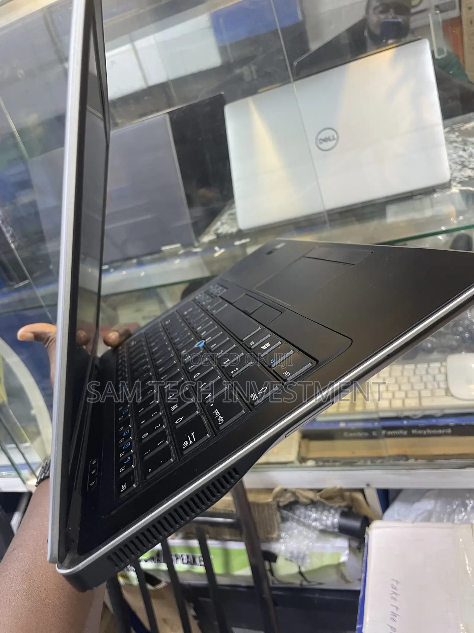Laptop Dell Latitude 7440 8GB Intel Core i7 SSD 128GB